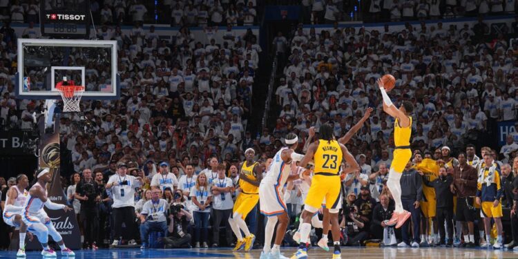 haliburton-brilha-nos-segundos-finais-e-pacers-largam-na-frente-nas-finais-da-nba