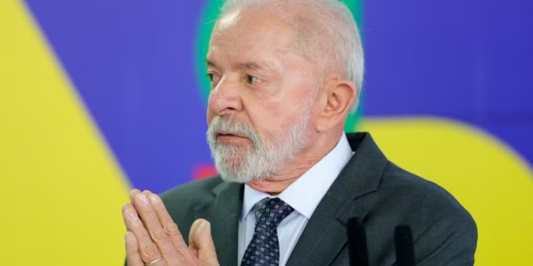 lula-minimiza-gastos-com-viagens-internacionais