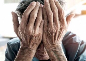 quase-180-mil-denuncias-de-violencia-contra-idosos-foram-registradas-em-2024-no-brasil