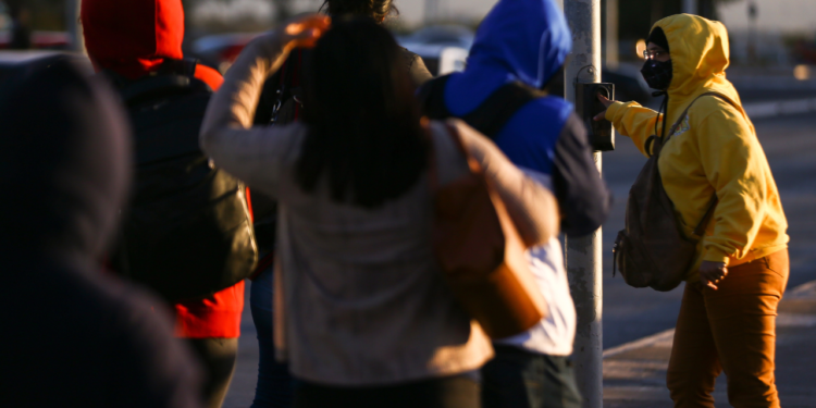 frente-fria-agrava-estiagem-em-goias-e-acende-alerta-para-incendios-e-geadas