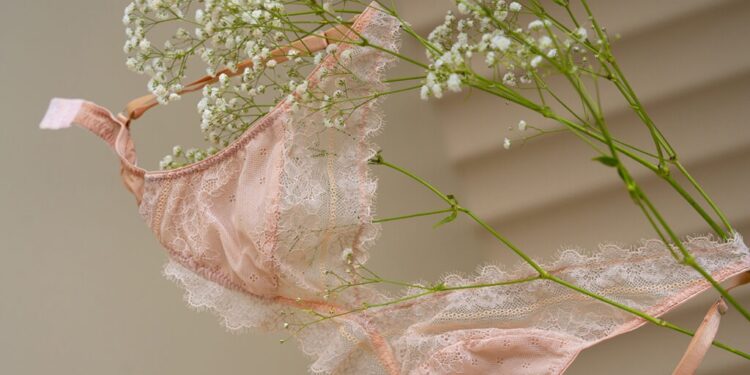 moda-intima-deve-movimentar-r$-1,5-bi-no-dia-dos-namorados