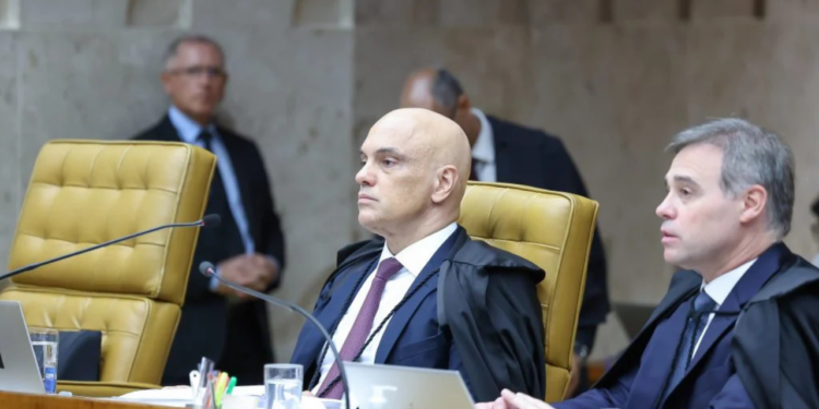 mendonca-diverge-de-moraes-e-defende-revisao-da-vida-toda-para-aposentados
