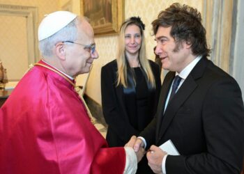 papa-leao-xiv-promete-visita-a-argentina