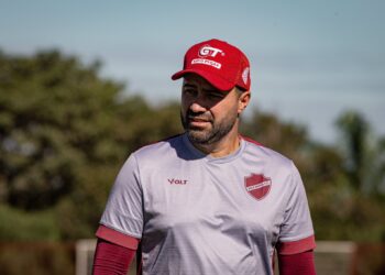 rafael-lacerda-deixa-o-vila-nova-apos-titulo-historico-no-goianao