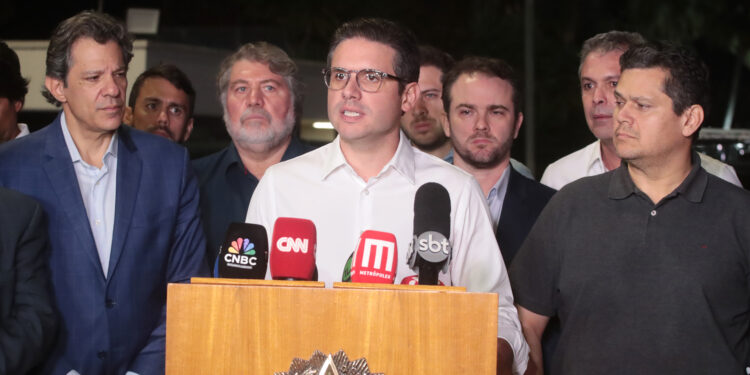 alternativa-ao-iof,-freio-a-supersalarios-emperra-no-congresso