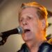 vocalista-da-banda-beach-boys,-brian-wilson-morre-aos-82-anos