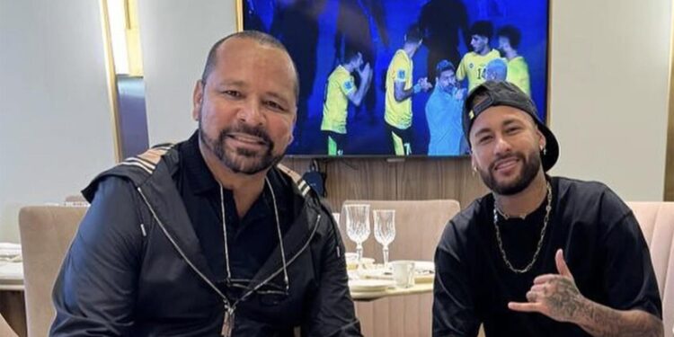 neymar-pai-ganha-protagonismo-nos-bastidores-do-santos-e-se-opoe-a-reforma-da-vila-belmiro