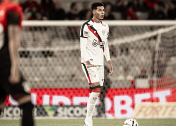 atletico-go-x-coritiba:-confira-onde-assistir-o-duelo-valido-pela-serie-b