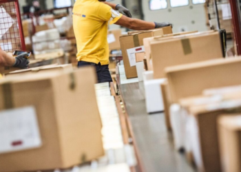 estado-vai-na-contramao-do-pais-e-registra-queda-nos-servicos-em-abril