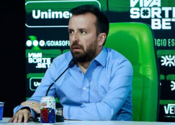 lucas-andrino-nega-que-goias-tenha-negociado-com-csa-por-liberacao-de-meia