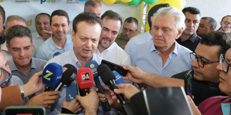 com-bencao-de-kassab-e-caiado,-mendanha-se-filia-ao-psd