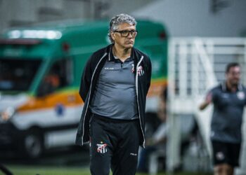 em-meio-a-crise-na-serie-c,-anapolis-anuncia-saida-de-angelo-luiz