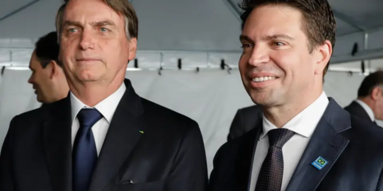 bolsonaro,-ramagem-e-carlos-sao-indiciados-por-uso-da-abin-paralela