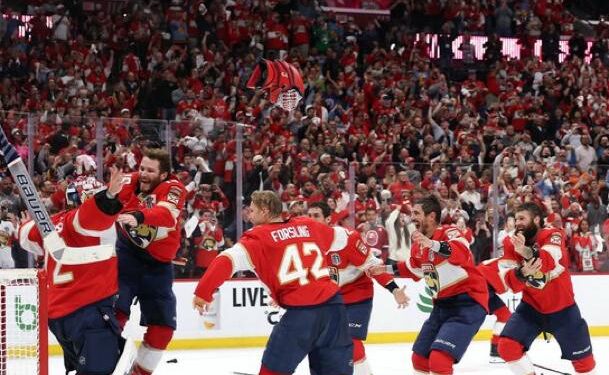 florida-panthers-vence-a-stanley-cup-e-garante-titulo-da-nhl-pelo-segundo-ano-seguido