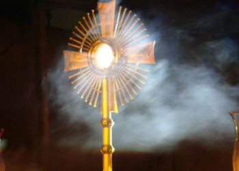 corpus-christi-em-goias-reflete-desafios-e-renovacao-da-igreja-catolica-diante-da-queda-de-fieis