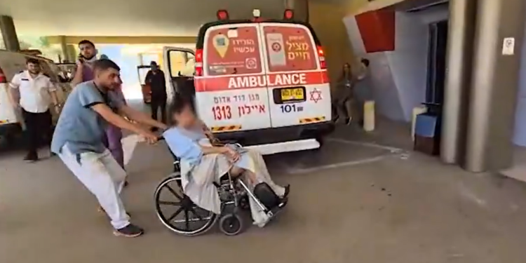 misseis-iranianos-atingem-hospital-em-israel