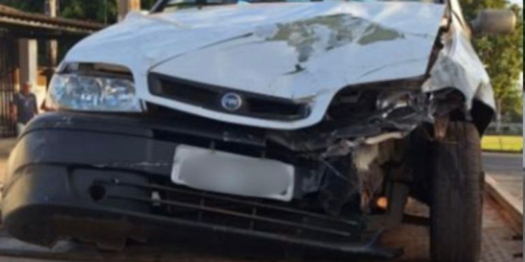 motorista-bebado-invade-casa-apos-derrubar-muro-em-anapolis