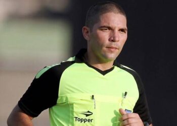 cbf-define-trio-do-rio-para-duelo-entre-goias-e-athletic-mg