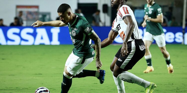 goias-perde-para-o-athletic-em-plena-serrinha-e-liga-sinal-de-alerta