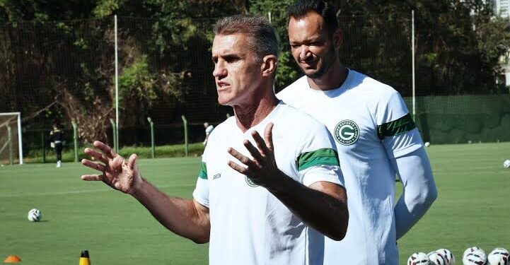 mancini-admite-pior-atuacao-desde-seu-retorno-e-sinaliza-mudancas-no-goias