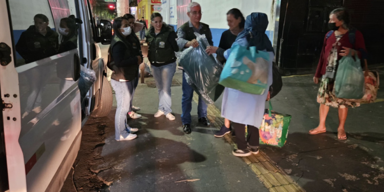 prefeitura-de-goiania-distribui-600-cobertores-a-pessoas-em-situacao-de-rua-durante-frente-fria