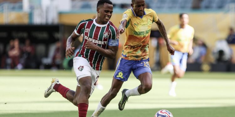 fluminense-segura-pressao-do-mamelodi-e-avanca-as-oitavas