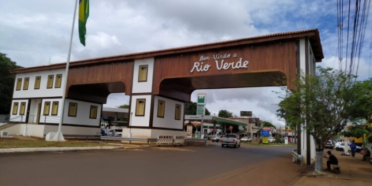 rio-verde-reabre-concurso-com-464-vagas-e-salarios-de-ate-r$-7,5-mil
