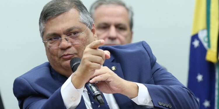 governo,-congresso-e-prefeituras-discutem-controle-do-orcamento-no-stf