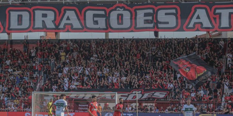 fabio-matias-destaca-foco-e-pes-no-chao-antes-do-classico-contra-o-vila-nova