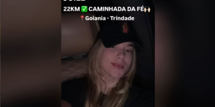 virginia-e-criticada-por-quantidade-de-fotos-e-fas-em-caminhada-para-trindade