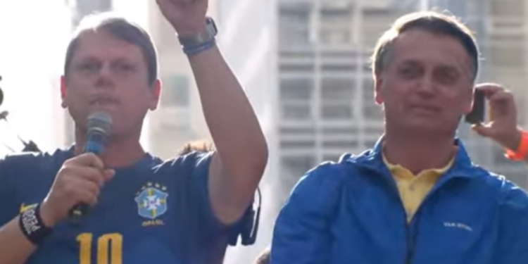 tarcisio-provoca-lula-e-diz-que-ele-tem-“dor-de-cotovelo”-de-bolsonaro