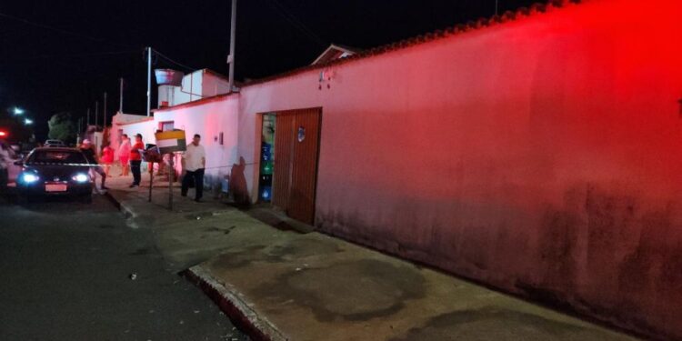homem-morre-e-outro-fica-ferido-apos-ataque-a-tiros-em-santa-rosa-de-goias