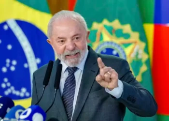 lula-perde-prestigio-internacional-e-enfrenta-desgaste-interno;-afirma-jornal-britanico