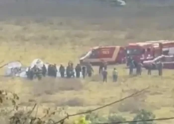 aviao-cai-em-area-rural-de-sp-e-deixa-dois-mortos