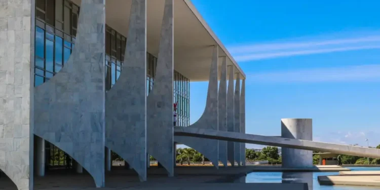 governo-aciona-stf-contra-congresso-por-queda-do-decreto-do-iof