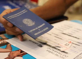 empresas-de-aparecida-ofertam-quase-mil-vagas-de-emprego-nesta-semana