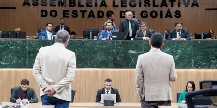 prorrogacao-da-calamidade-financeira-mobiliza-bastidores-e-divide-alego