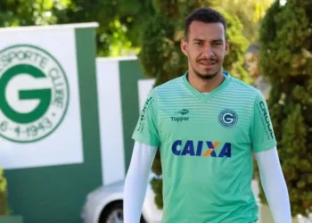 joao-afonso-se-despede-do-anapolis-apos-destaque-no-estadual