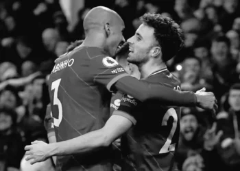 personalidades-de-liverpool-e-portugal-marcam-presenca-no-velorio-de-diogo-jota