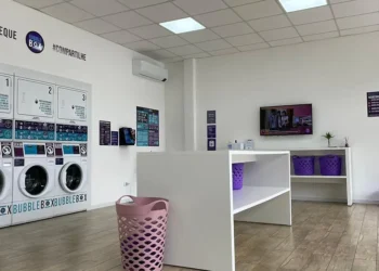 lavanderias-de-autosservico-crescem-44%-no-brasil-e-atraem-novos-investidores