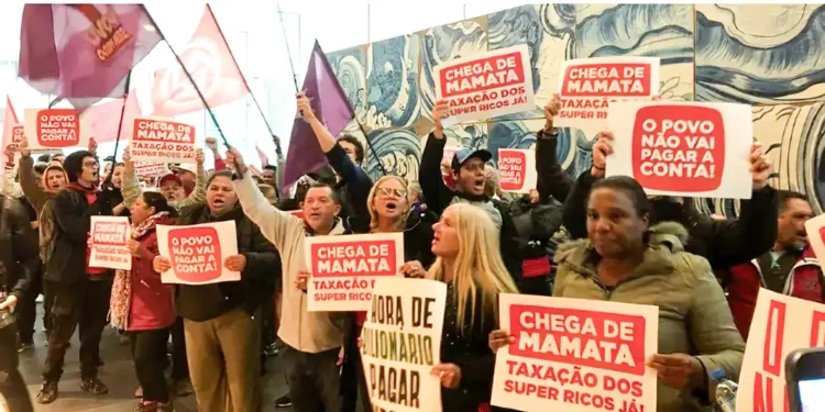 mtst-e-povo-sem-medo-articulam-novo-ato-para-o-dia-10