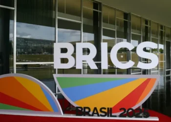 brics-condena-ataques-ao-ira,-mas-omite-eua-e-israel