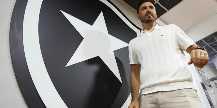 davide-ancelotti-e-anunciado-como-novo-tecnico-do-botafogo