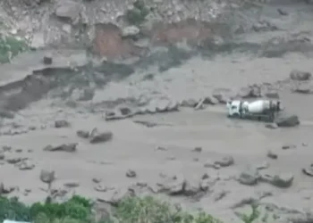 enchentes-devastam-fronteira-china-nepal-e-afetam-milhares-no-sudoeste-chines