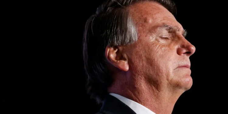 bolsonaro-precisa-dialogar-com-base-fiel-e-eleitorado-de-centro