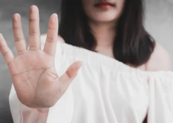 jovem-vitima-de-assedio-sexual-em-local-de-trabalho-recebera-indenizacao-de-r$7,5-mil