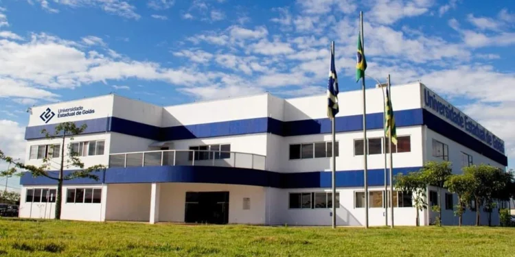 juiz-suspende-greve-de-servidores-da-ueg-e-determina-retorno-imediato-ao-trabalho