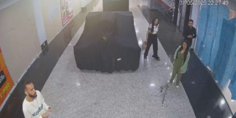 quadrilha-que-furtava-lojas-em-shoppings-e-presa-em-luziania