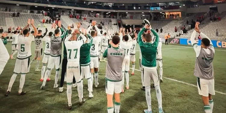 como-a-interpretacao-tatica-de-vagner-mancini-levou-o-goias-a-superar-o-athletico-pr