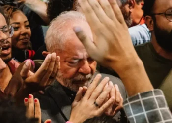 documentario-sobre-evangelicos-e-politica-no-brasil-estreia-na-netflix